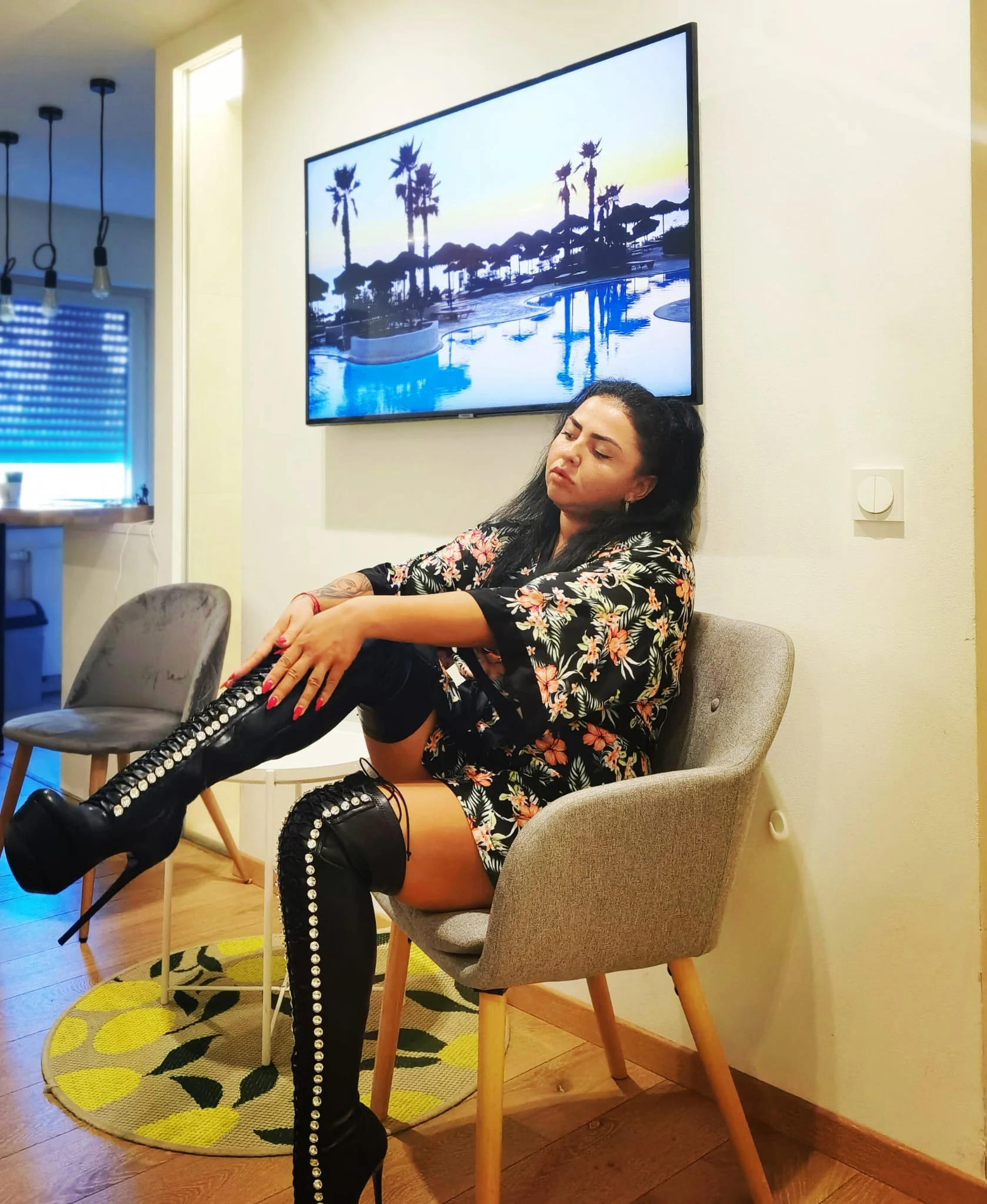Inna6 — 6 / 19