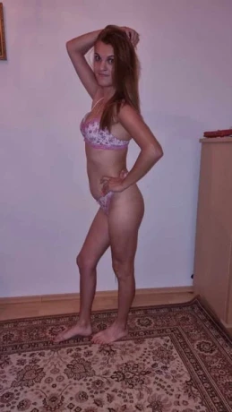 Ivett Ganz Neu — 2 / 3