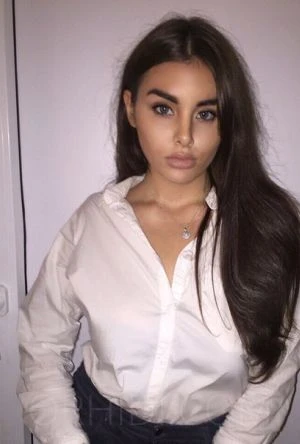 Irina, Escort, Istanbul