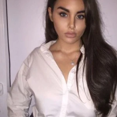 Irina, Escort, Istanbul