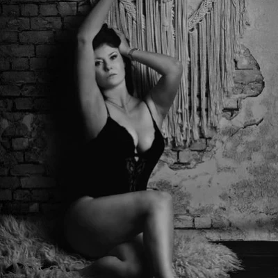 ADEL *GANZ NEU*, Escort, Zwickau