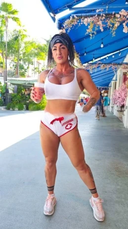 Danaxmuscles Pornstar — 10 / 11