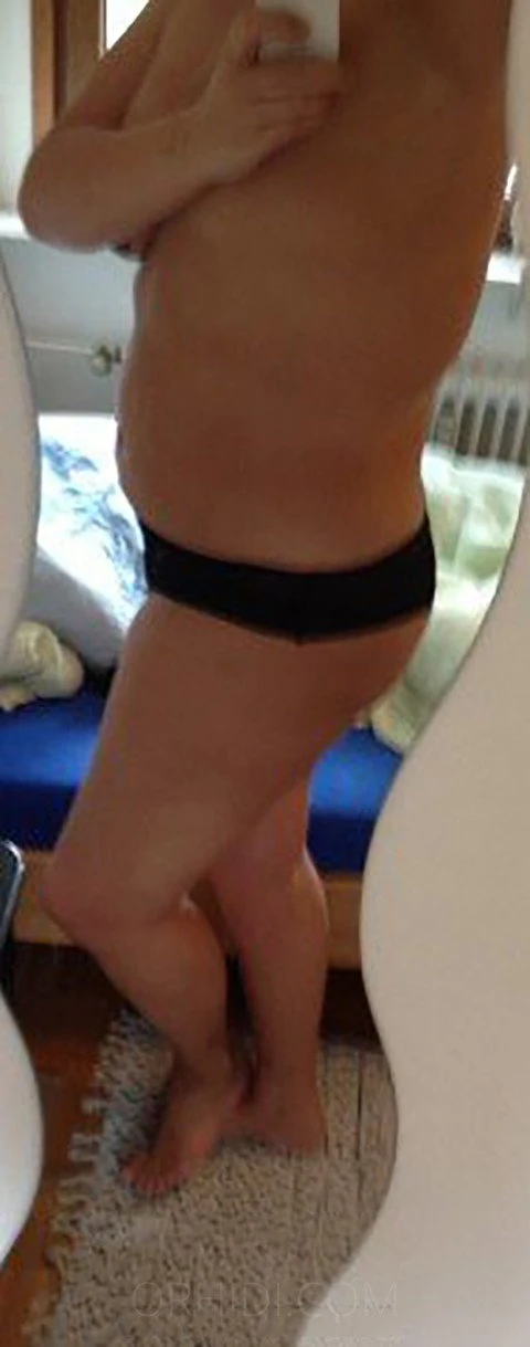 Jacky (27), Escort, Karlsruhe