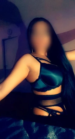 Raysa Hot — 8 / 10