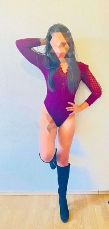 Emanuela13 — 2 / 3