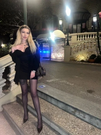 Maria — 2 / 7