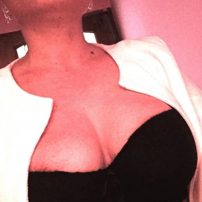 Natally, Escort, Marneuli