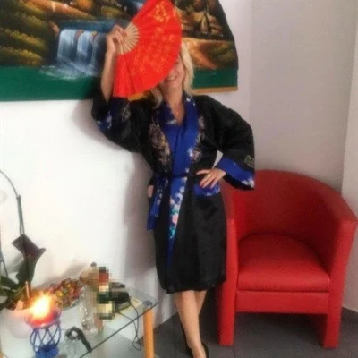 Freya Susse Asiatin, Escort, Plauen