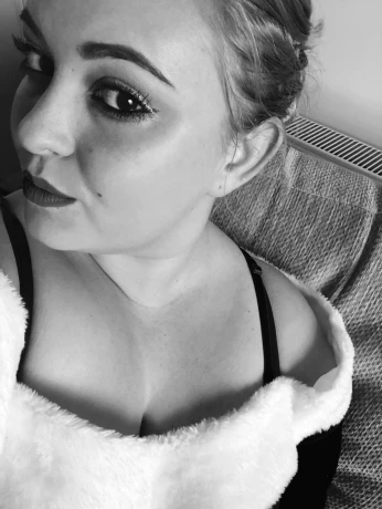 TheBlondeBBW — 16 / 18