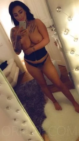 Deutsche Gina — 13 / 17