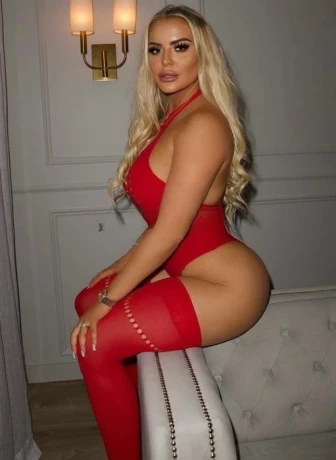 Yasmin — 2 / 4