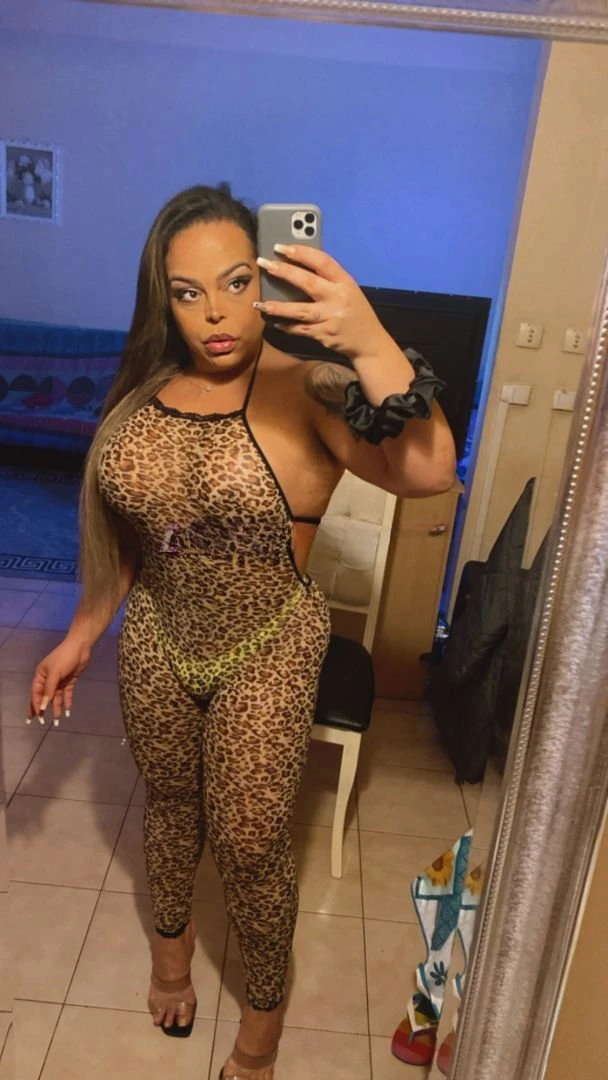 Claudia Matarazzo — 6 / 12