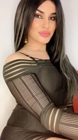 Mira Queen — 5 / 6