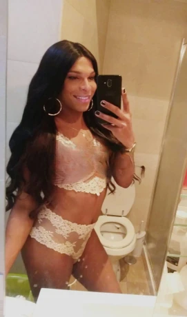 Thais Melo Top — 5 / 8