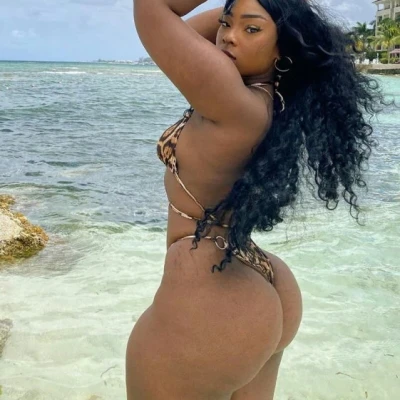 Zenny, Escort, Ahmadi