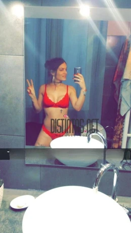 Raissa Marques — 9 / 12