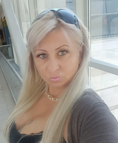 Stacey Heart — 5 / 10