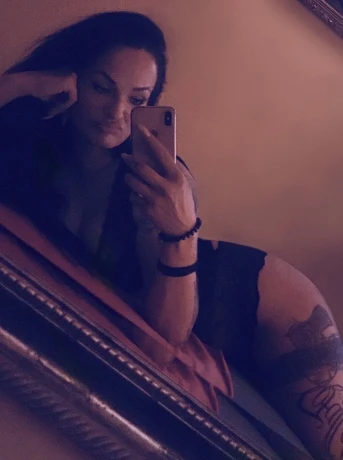 Deutsche Vivienne — 3 / 5