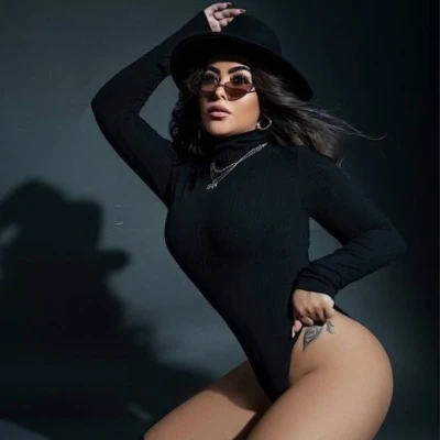 Kira, Escort, Abu Dhabi