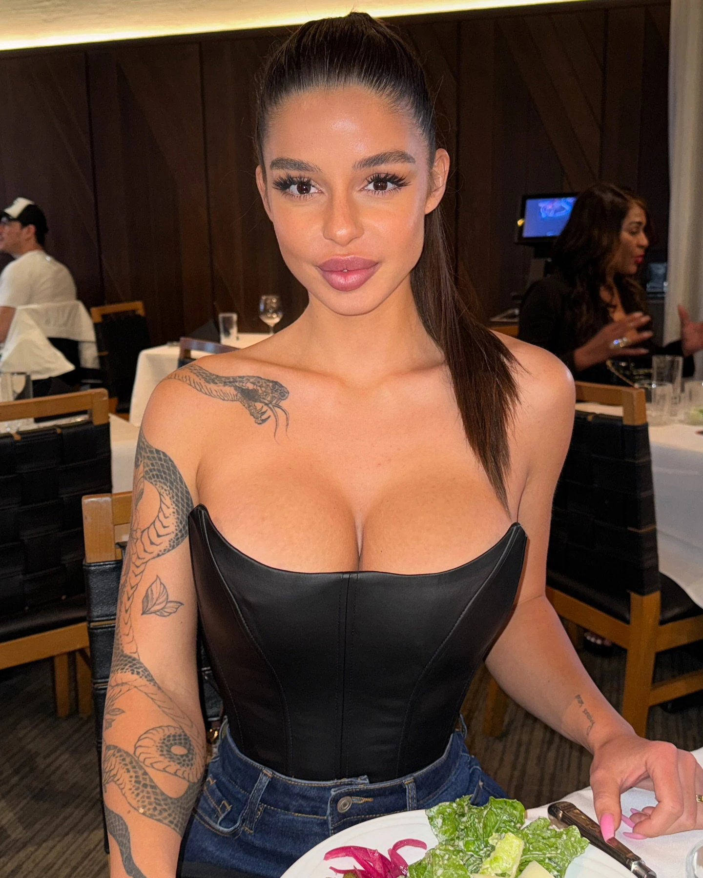 Sonya — 3 / 5