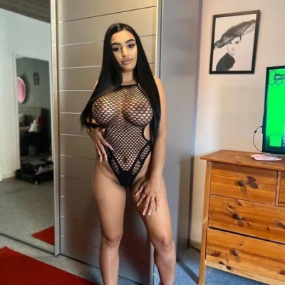 Yasmina Topservice, Escort, Rosenheim