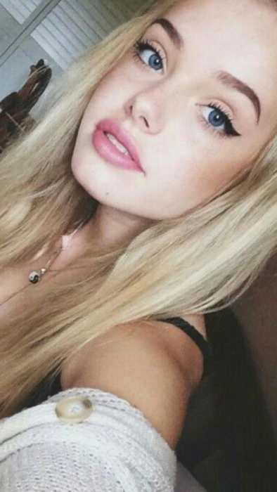 Anna — 3 / 4