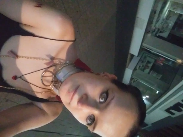 Destiny White — 16 / 18