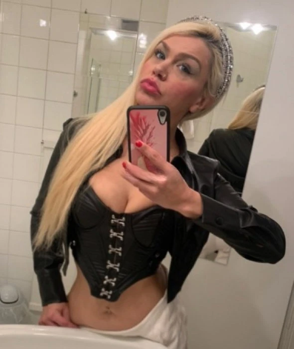 Bianca — 9 / 14