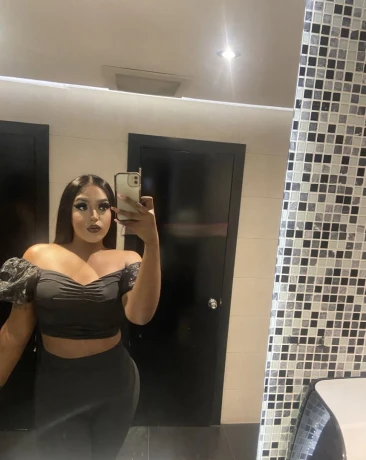 Nicky Queen — 6 / 11