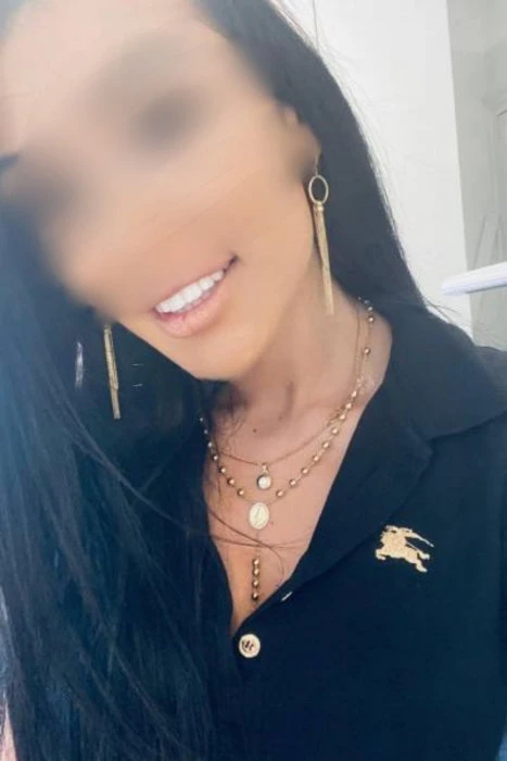 Nanda, Escort, Vila Nova de Gaia