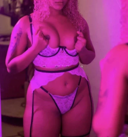 Livia Brasileira — 3 / 6