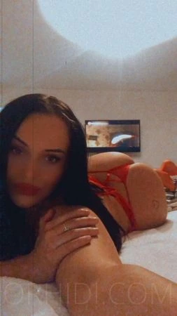 Carla — 2 / 3