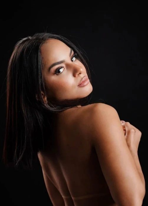 Naomi — 3 / 5