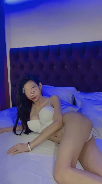 Monika, Escort, Mersin