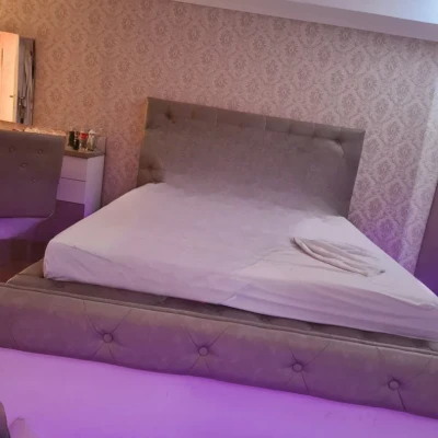 Partyyyy Girl, Escort, Niederbipp