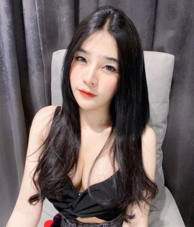 Jasmine Taya — 2 / 4