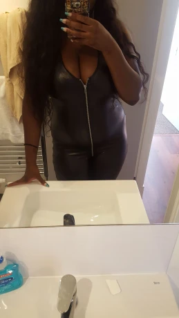 Chocolatebarbie69 — 2 / 17