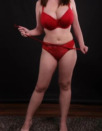 Lustvolles Tantra Erlebnis Mit Ivy — 1 / 2