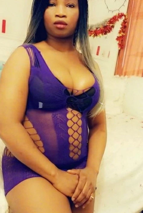 Hannah, Escort, Ahmadi