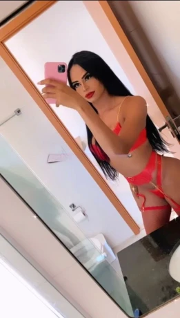 Nielly Menezes — 2 / 4