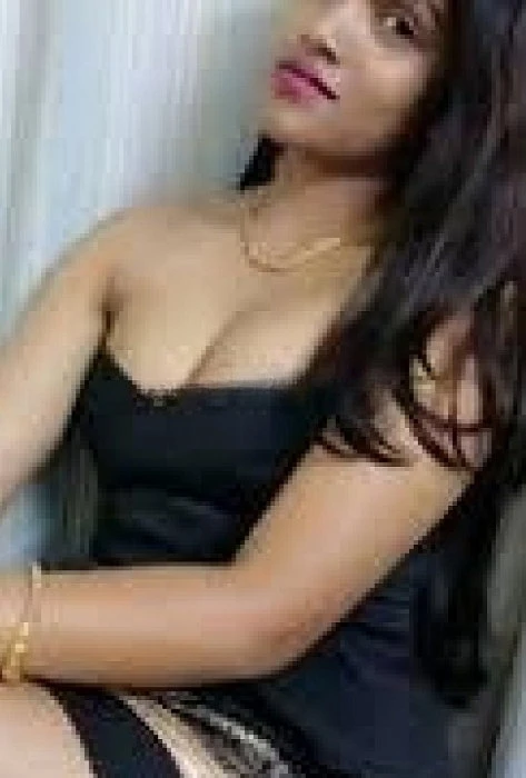 Simmy, Escort, Mumbai