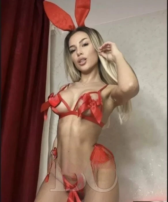 Morena — 2 / 3
