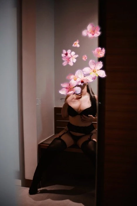 Delle — 2 / 5