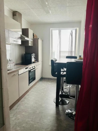 Neu In Basel Bewilligte Zimmer Zum Vermitten — 4 / 5