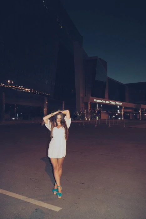 Alena — 6 / 10