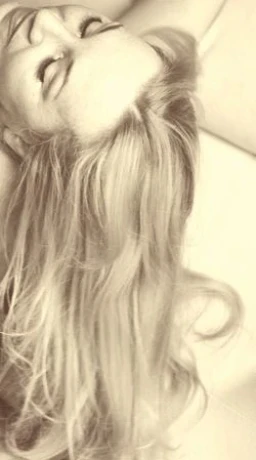 Ewa - Deine Freundin — 2 / 4