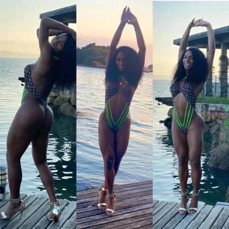 Suzy Mariana — 8 / 12