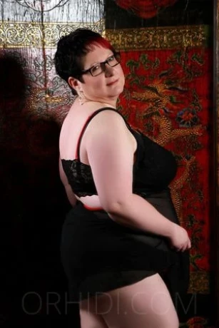 Lilly - molliger, deutscher Busentraum — 13 / 24