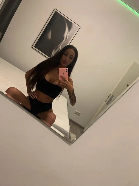 Ella — 6 / 7