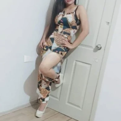 Racha, Escort, Mersin